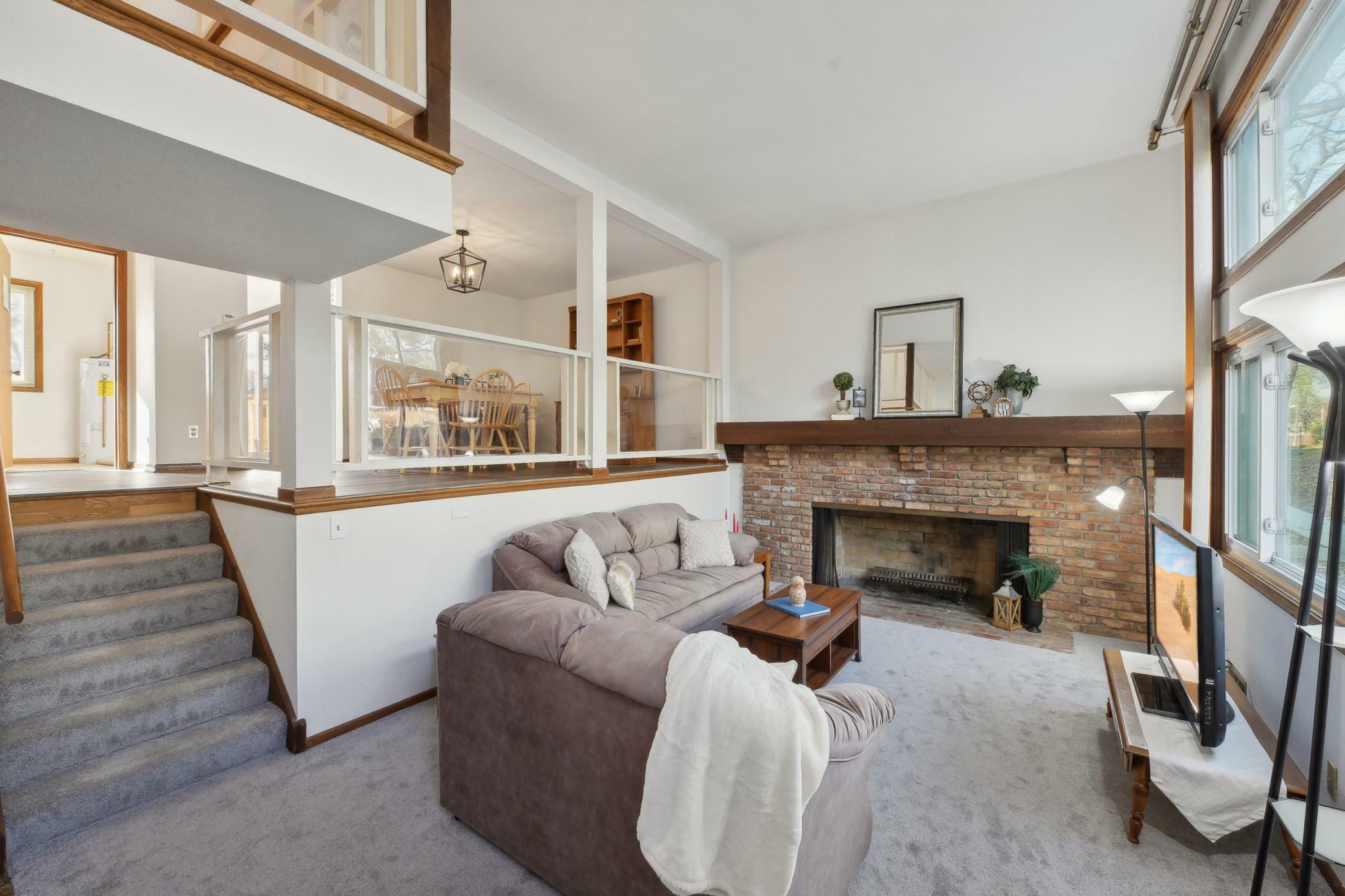 7209 W Franklin Avenue  Saint Louis Park MN 55426 photo