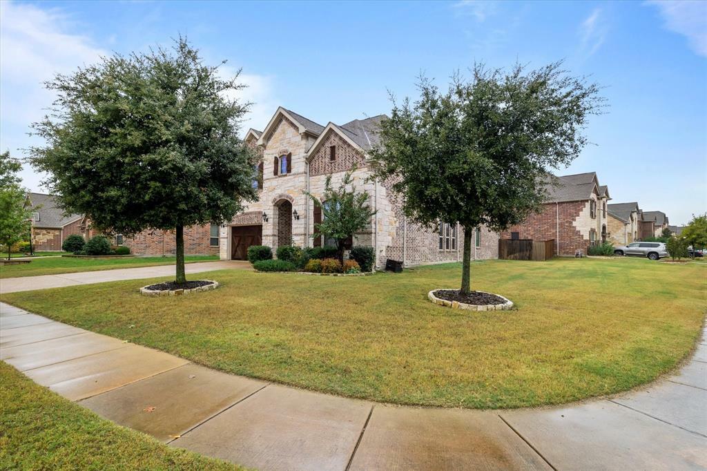 Property Photo:  909 Aplatan Lane  TX 75074 