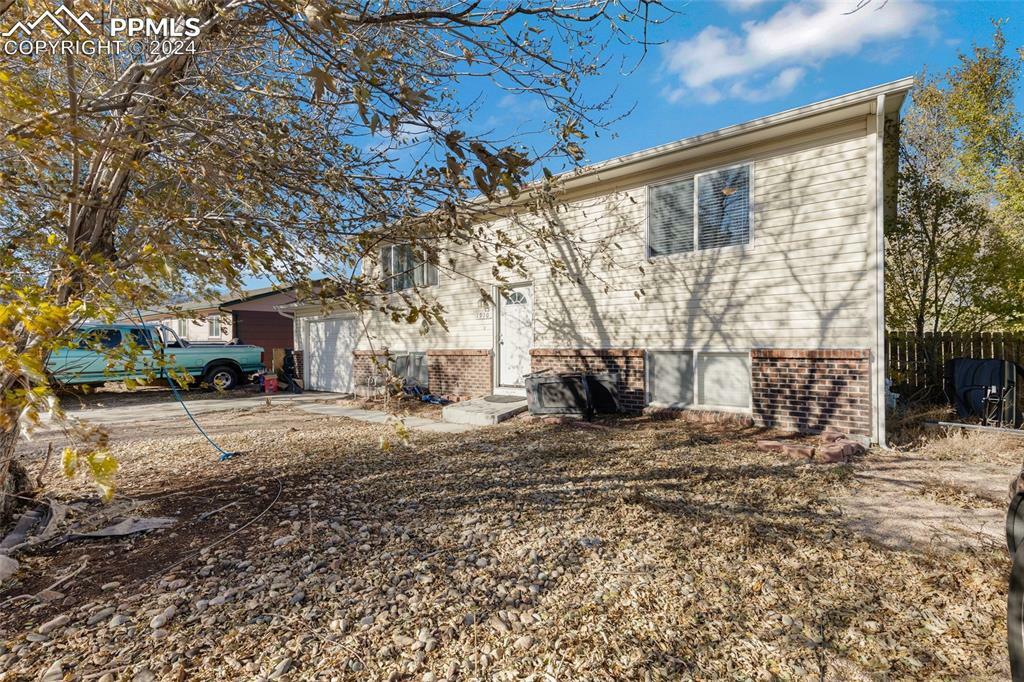 Property Photo: 1910 S Chamberlin Street CO 80906