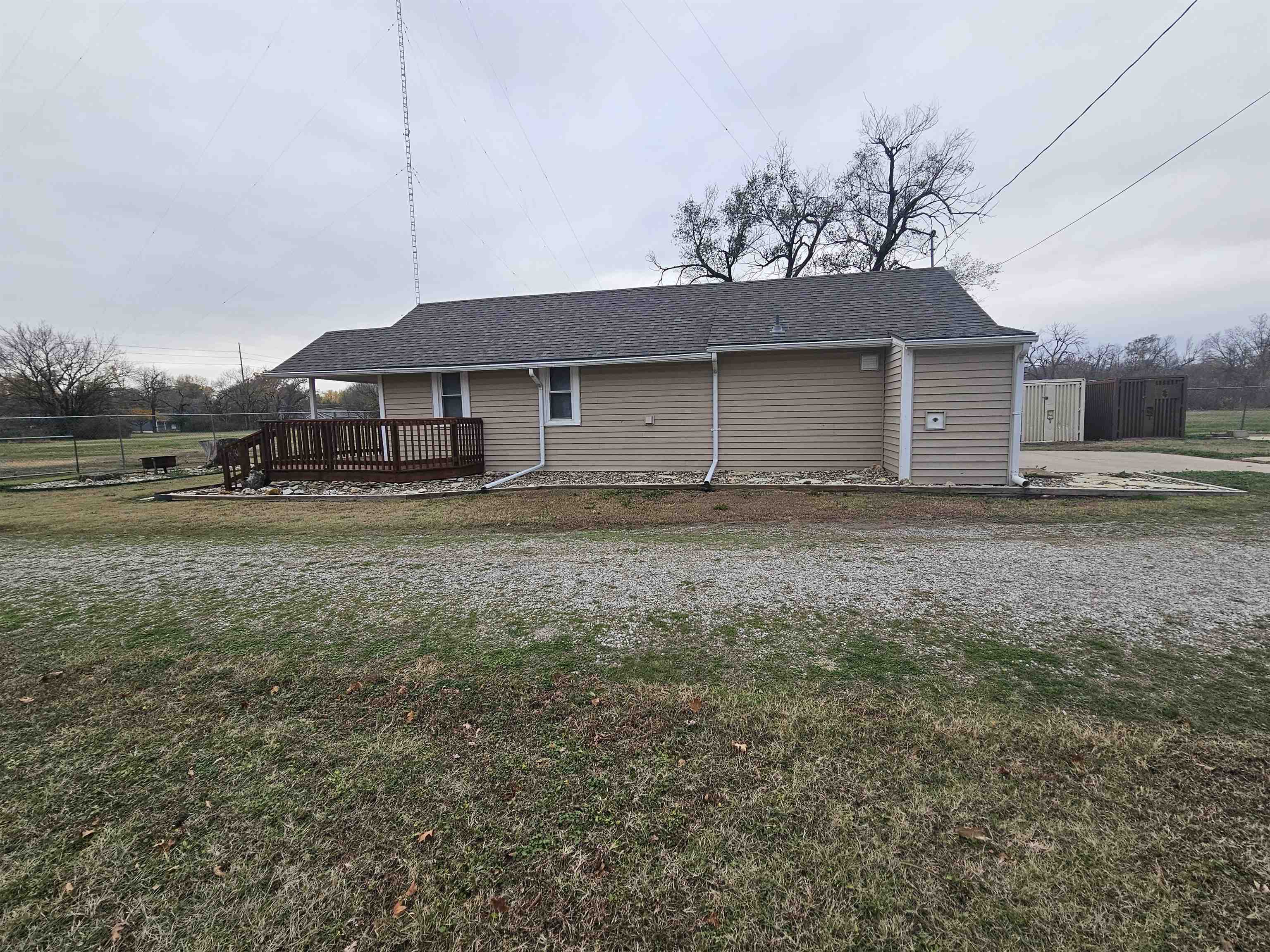 Property Photo:  526 N Gow  KS 67203 