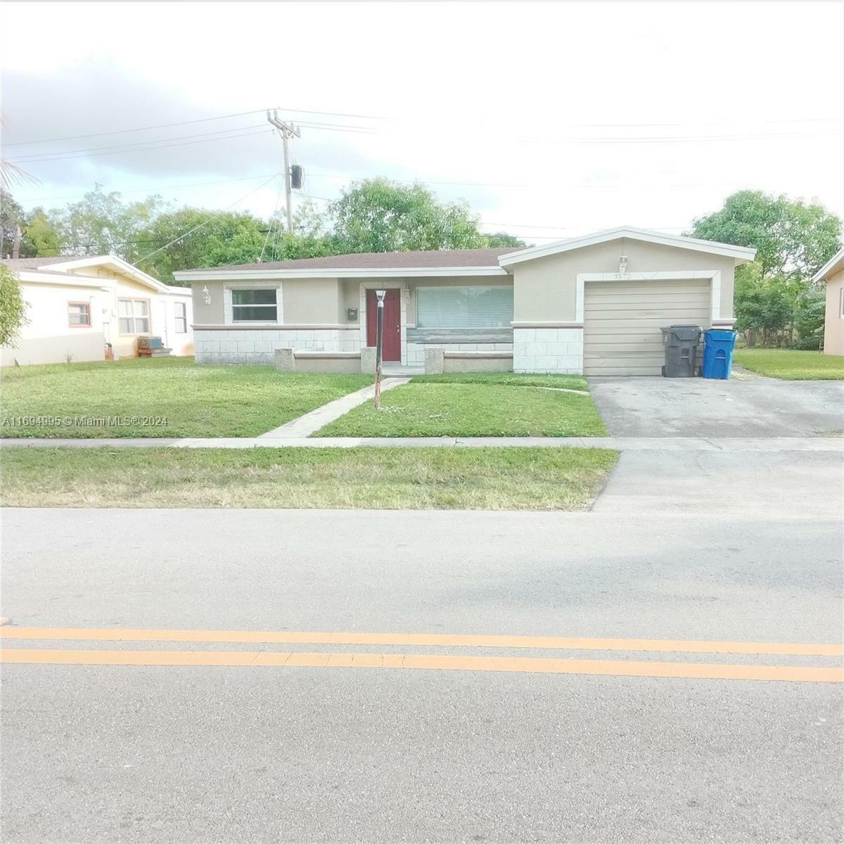 Property Photo:  3572 NW 35th St  FL 33309 