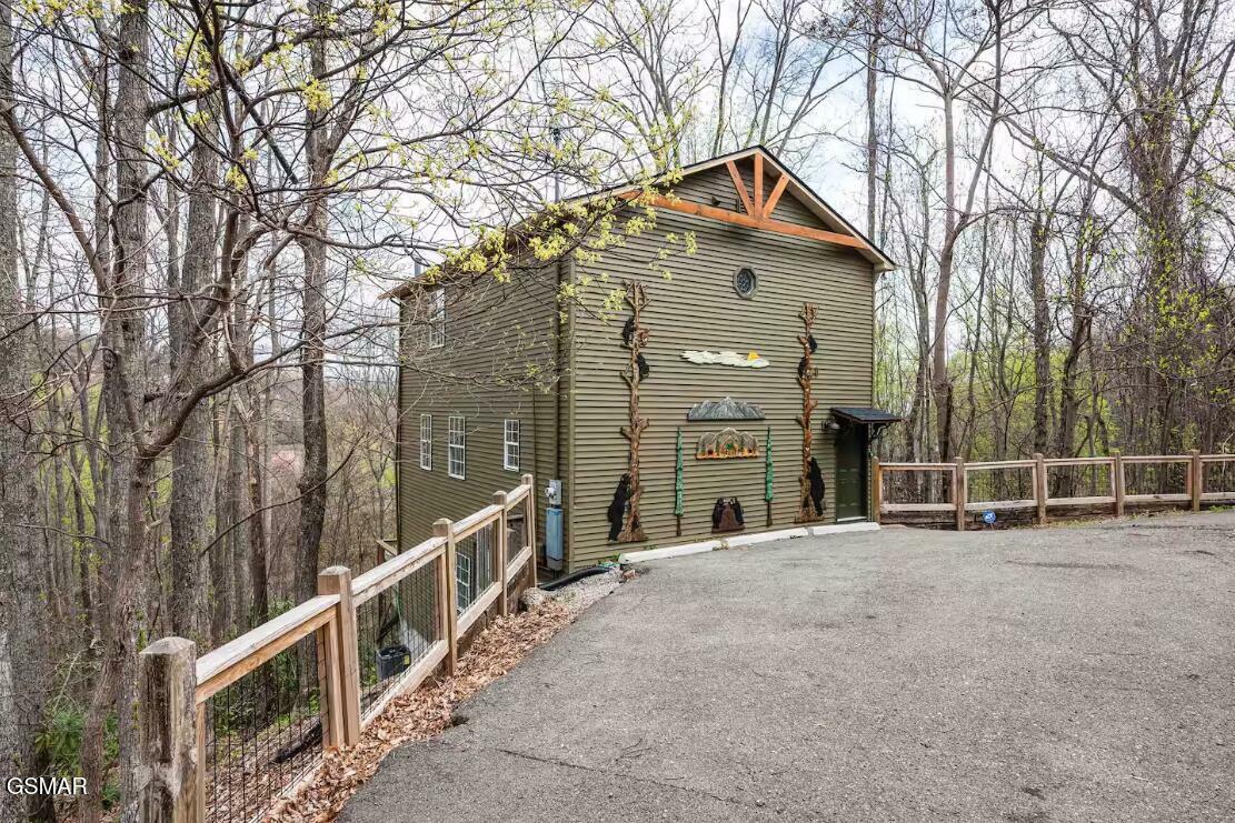 1341 S Baden Drive  Gatlinburg TN 37738 photo