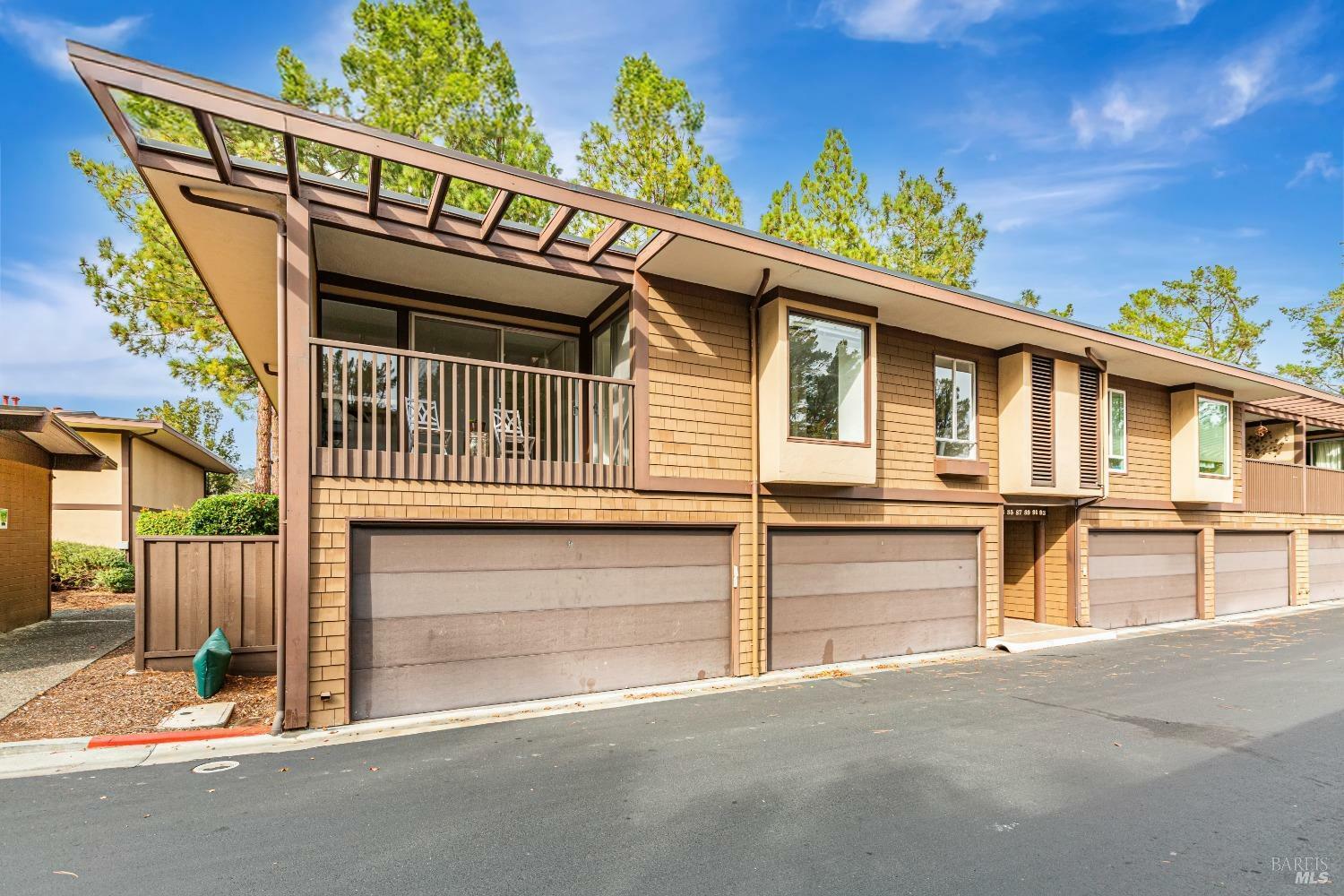 Property Photo:  91 Forest Lane  CA 94903 