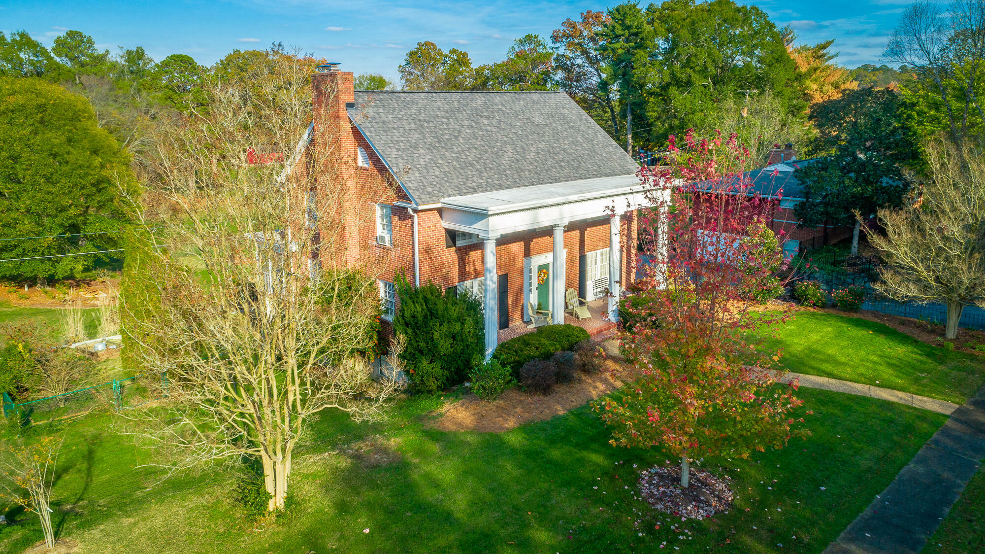 Property Photo:  211 Brookwood Drive  TN 37411 