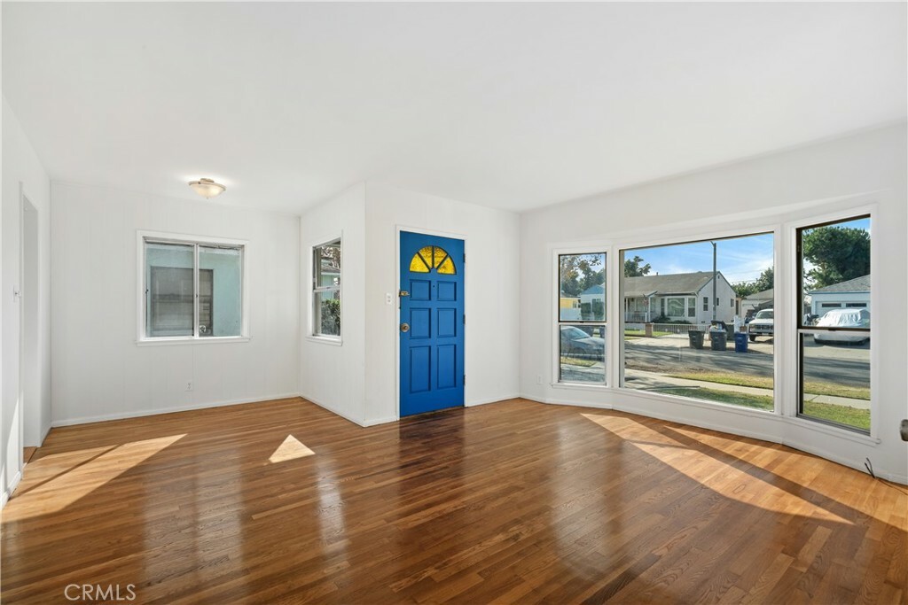 Property Photo:  6107 Turnergrove Drive  CA 90713 