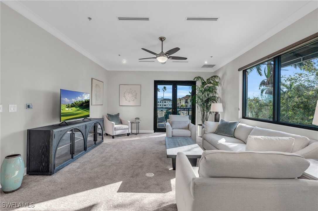 Property Photo: 428 9th Street S FL 34102