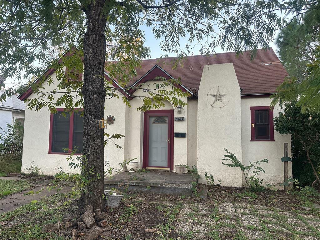 Property Photo:  2841 S 11th Street  TX 79605 