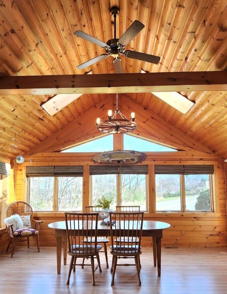 Property Photo: 2649 West Memorial Dr WI 53548