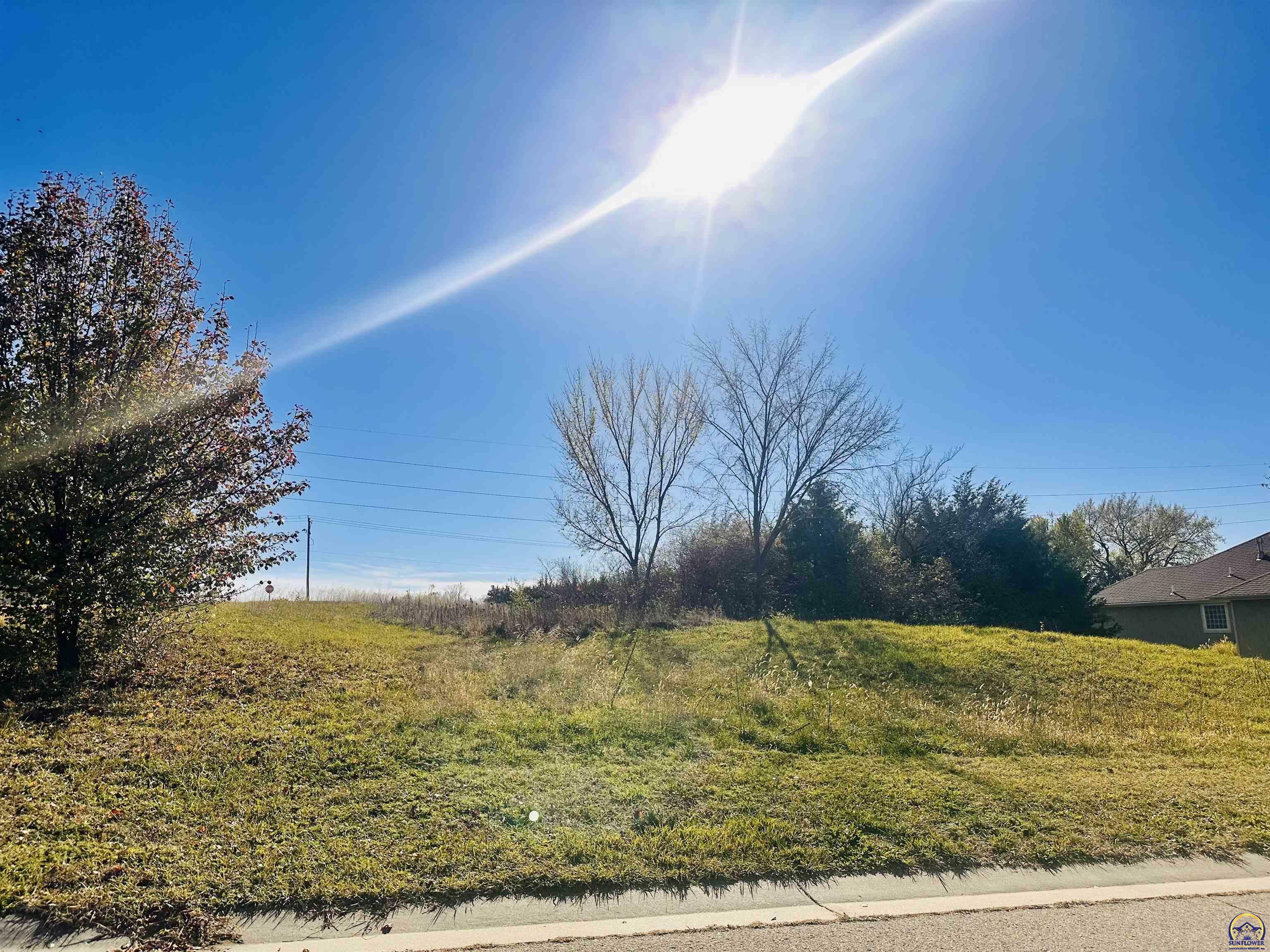 Property Photo:  7401 SW Kings Forest Ct Lot 1  KS 66610 