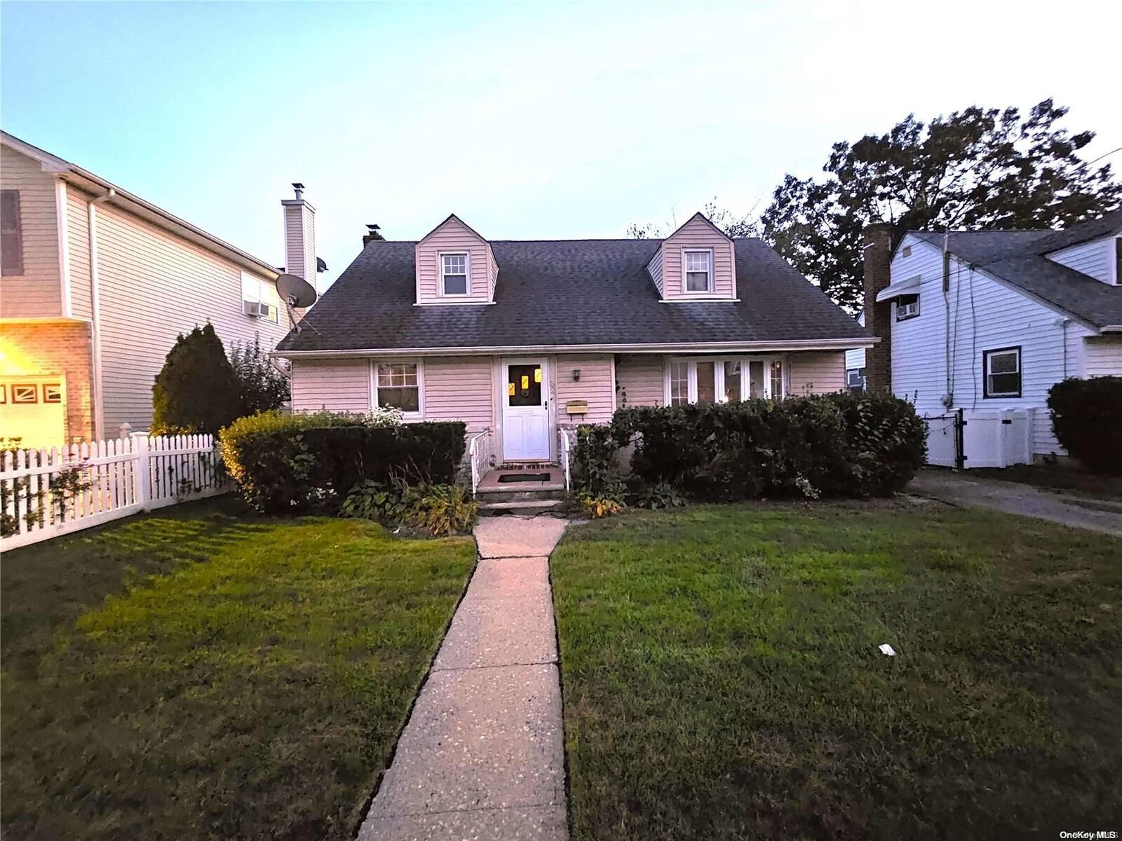 Property Photo:  62 Alabama Avenue  NY 11550 
