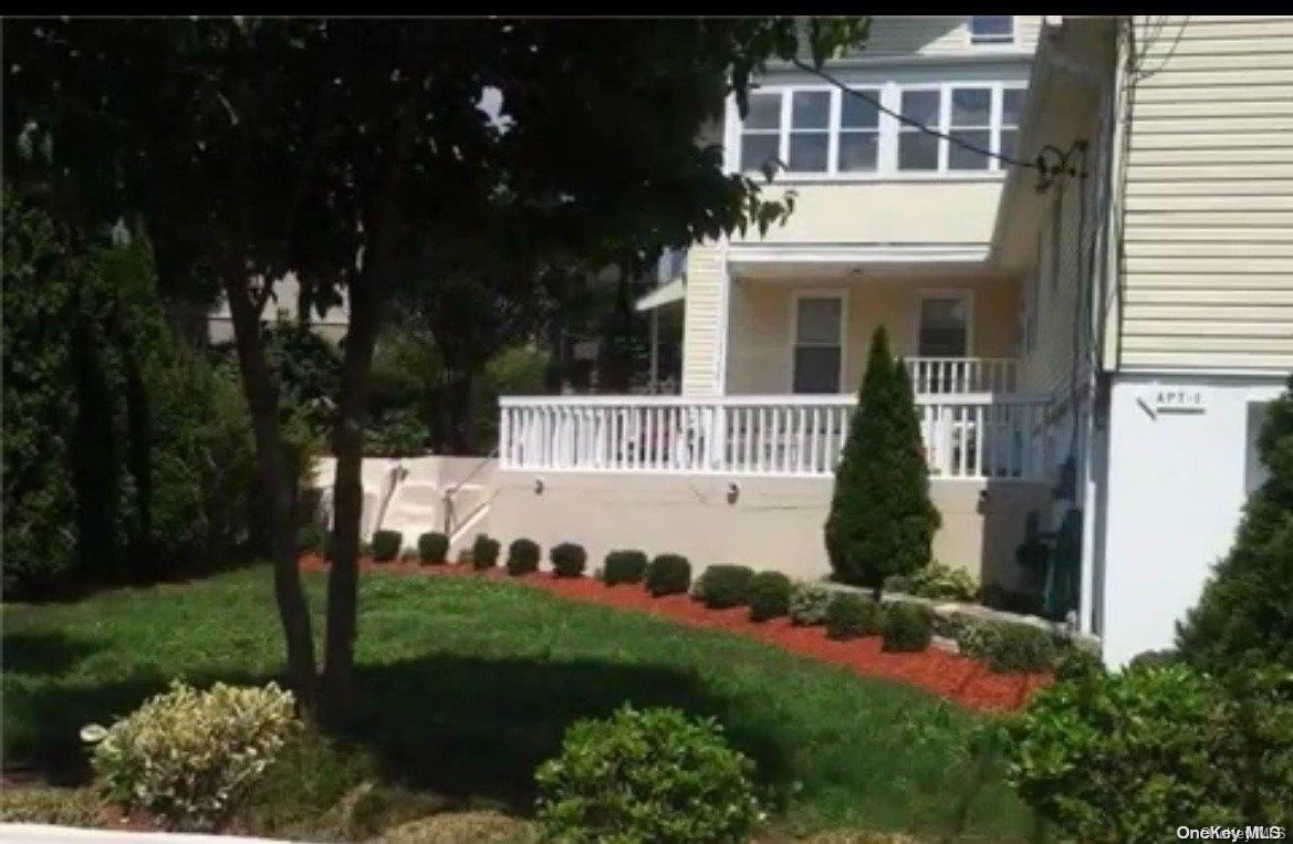 Property Photo:  223 Husted Street  NY 10573 