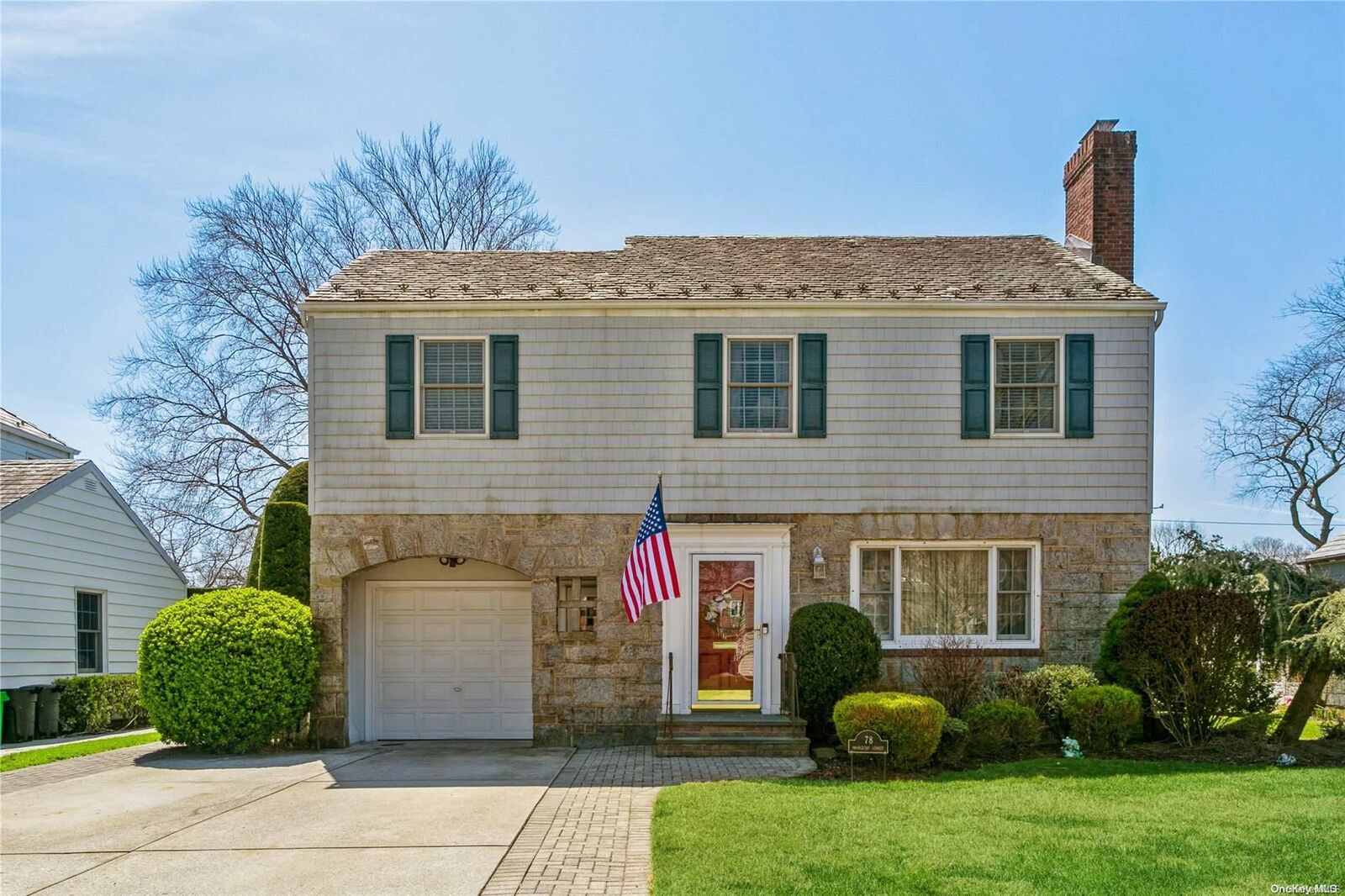 Property Photo:  78 Princeton Street  NY 11530 