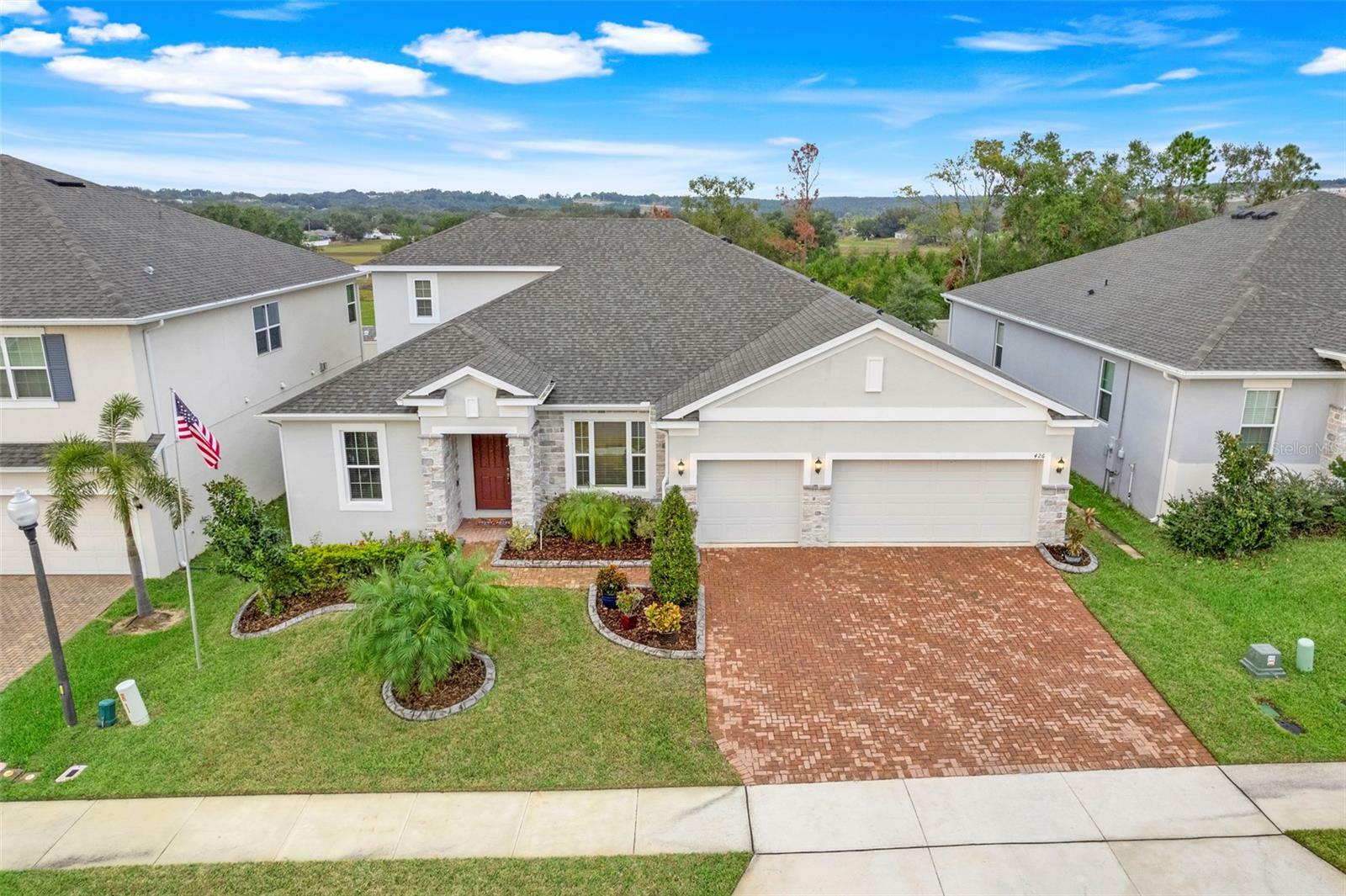 Property Photo: 426 Cheeota Court FL 34715