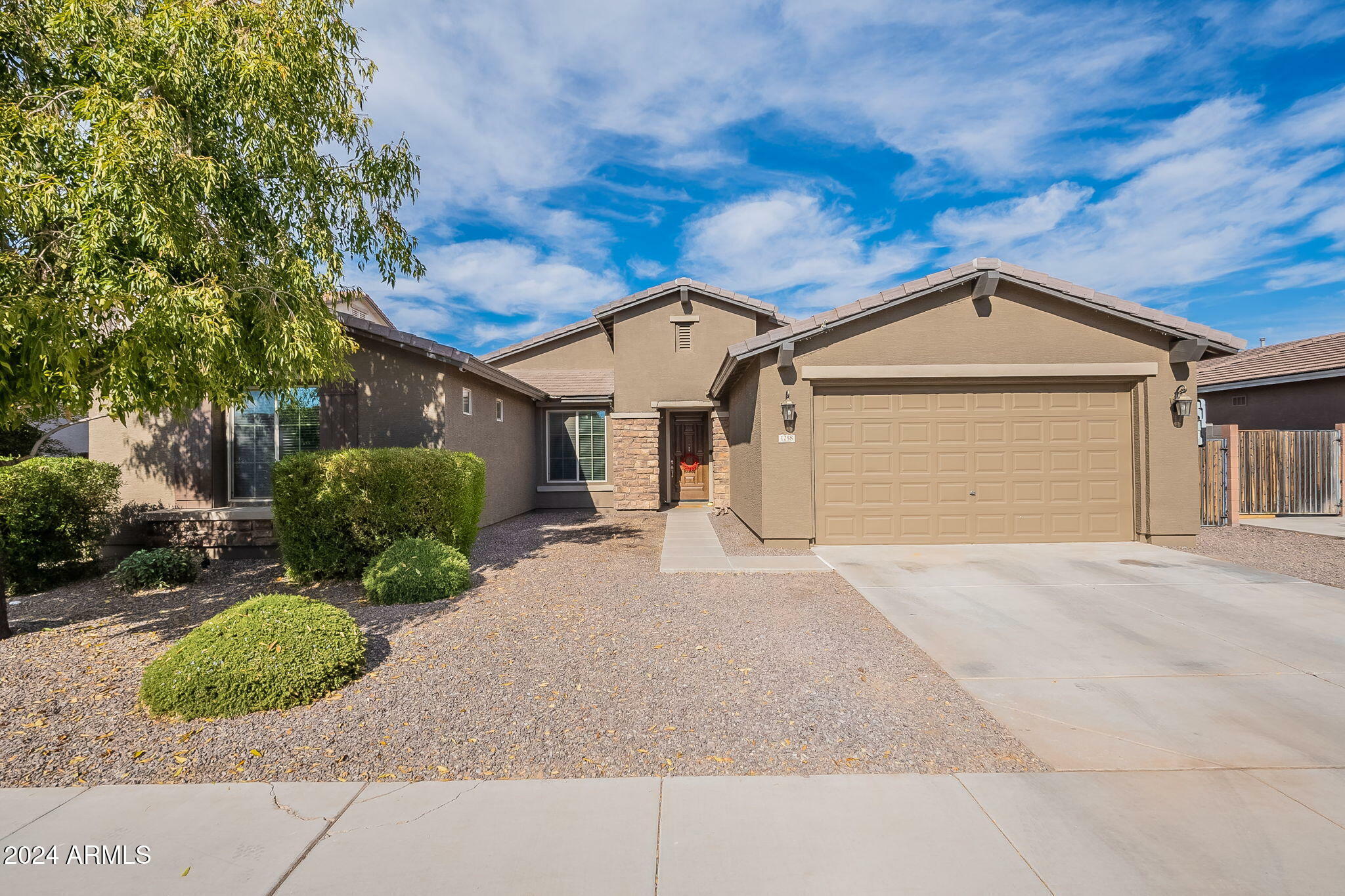 Property Photo:  1258 W Plane Tree Avenue  AZ 85140 