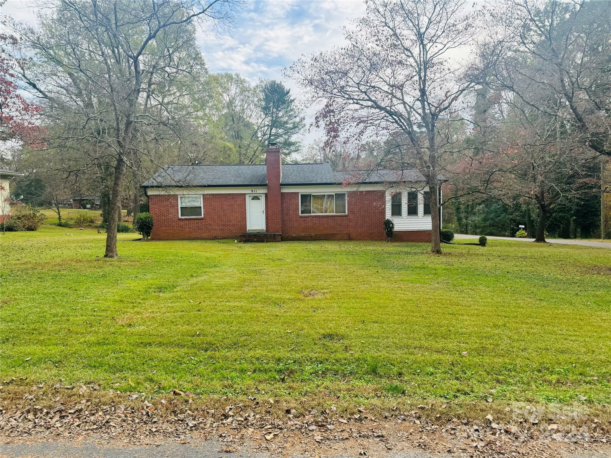 Property Photo:  911 S Spencer Avenue  NC 28159 