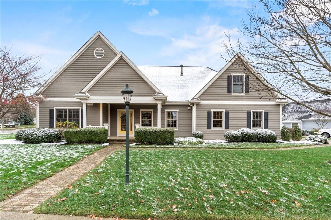 Property Photo: 1318 Homestead Drive OH 45385