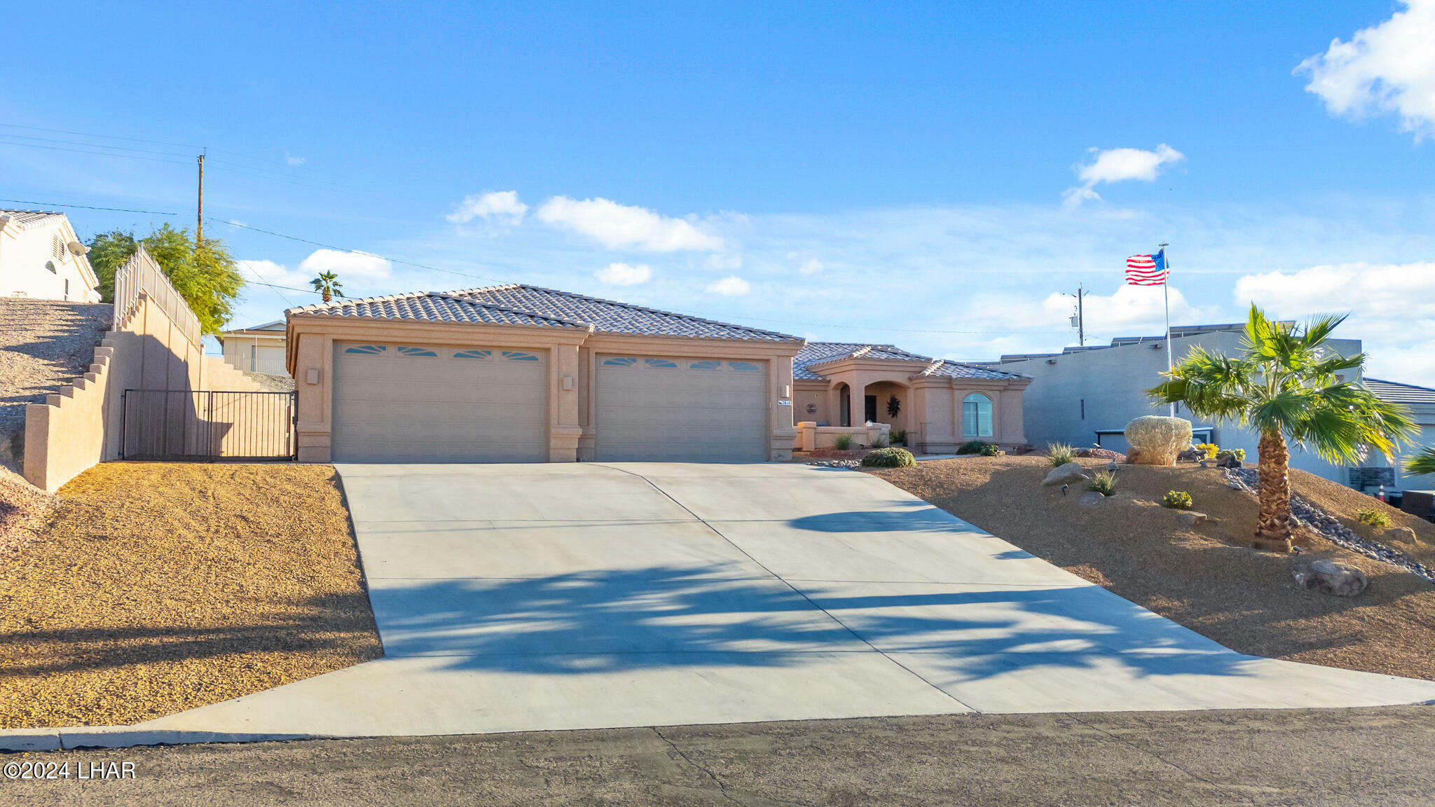 Property Photo:  2810 Papeete Dr  AZ 86404 