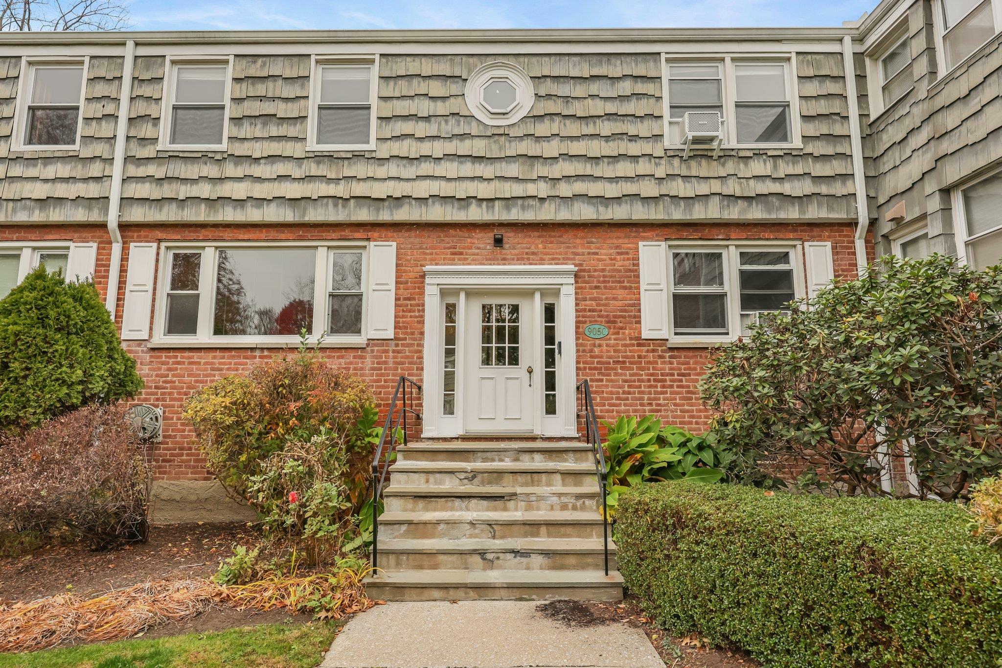 Property Photo:  905 Palmer Avenue C2  NY 10543 