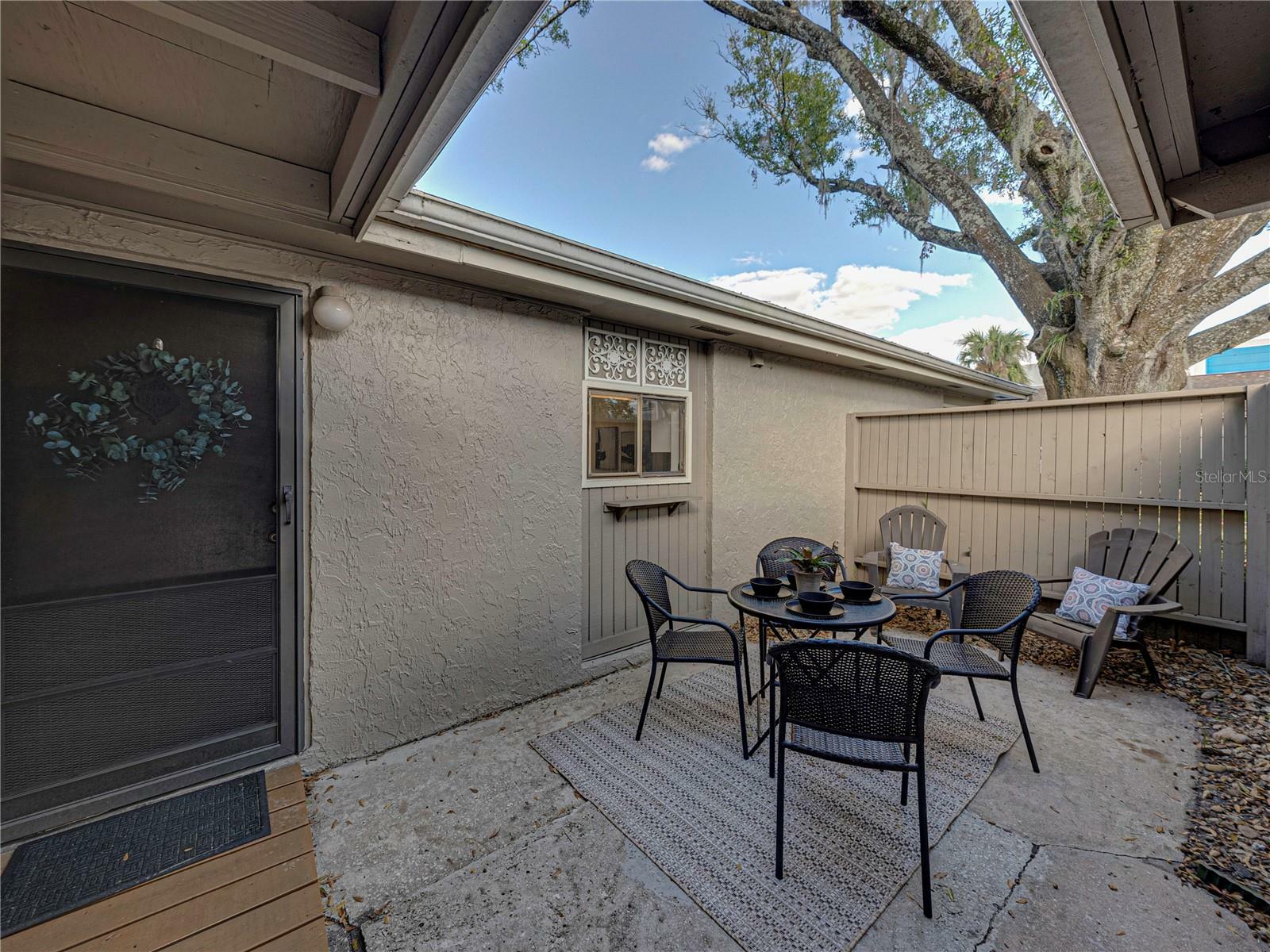 Property Photo:  8012 Gardenia Drive 8012  FL 33637 