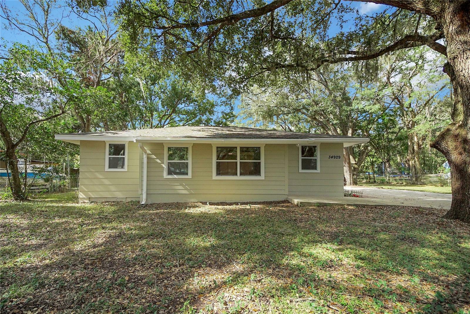 Property Photo:  34929 Cutoff Road  FL 34731 