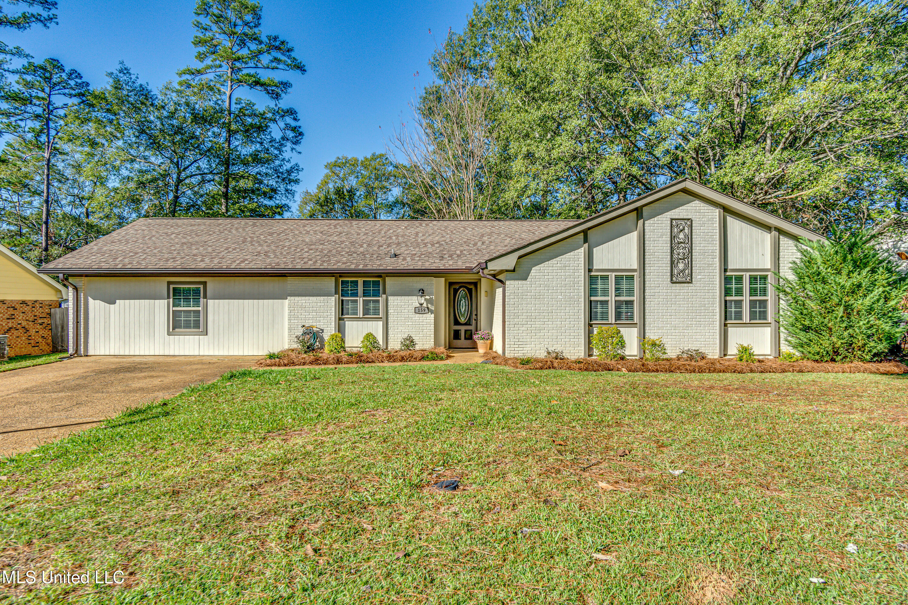 Property Photo:  159 Post Hill Road  MS 39042 