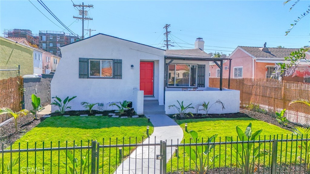 Property Photo: 1814 W 68th Street CA 90047