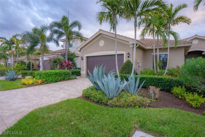 Property Photo:  11792 Meadowrun Circle  FL 33913 