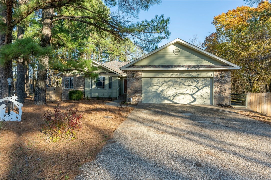 15 Crosshill Drive  Bella Vista AR 72715 photo