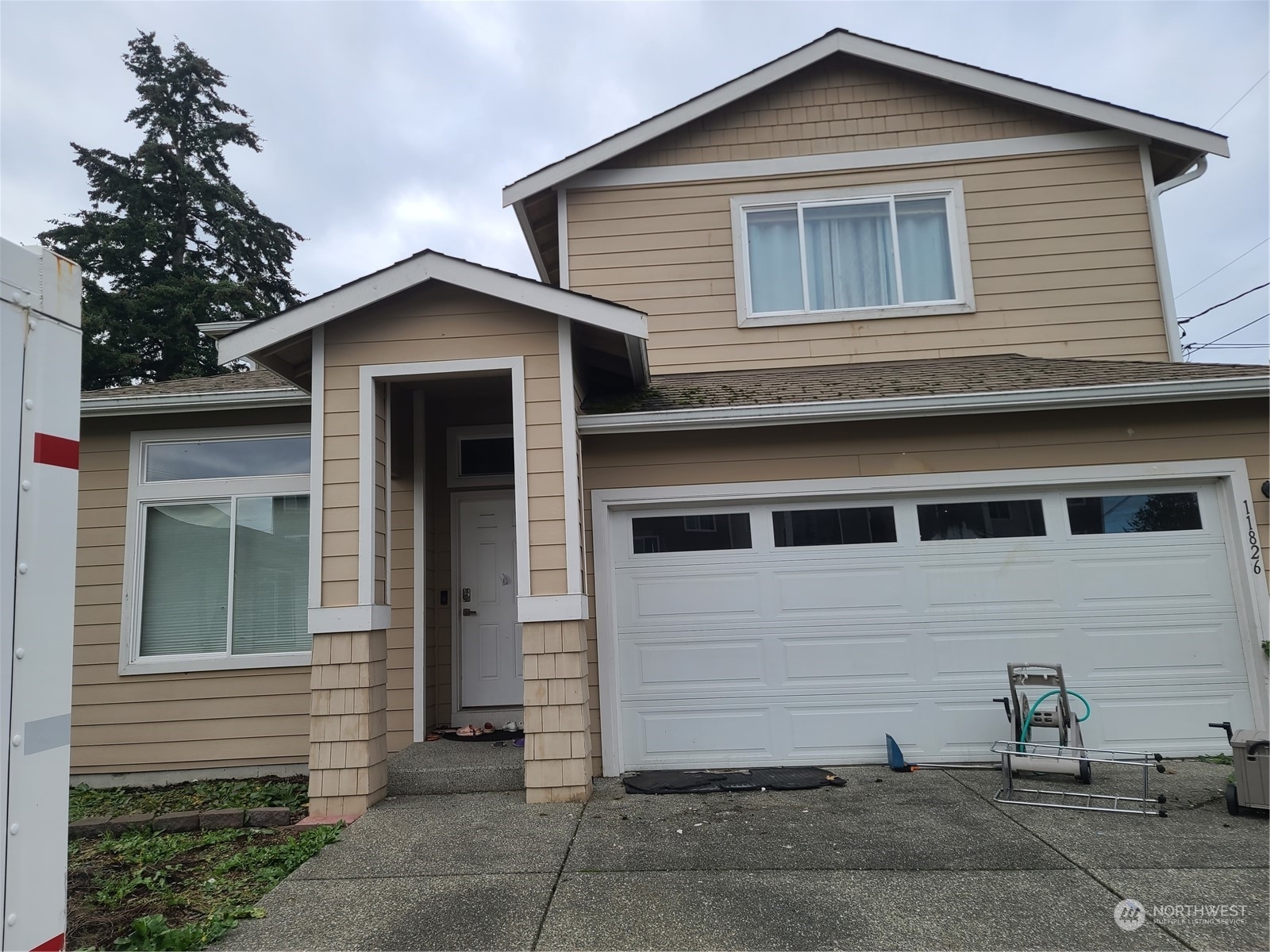 Property Photo:  11826  Alexander Road  WA 98204 