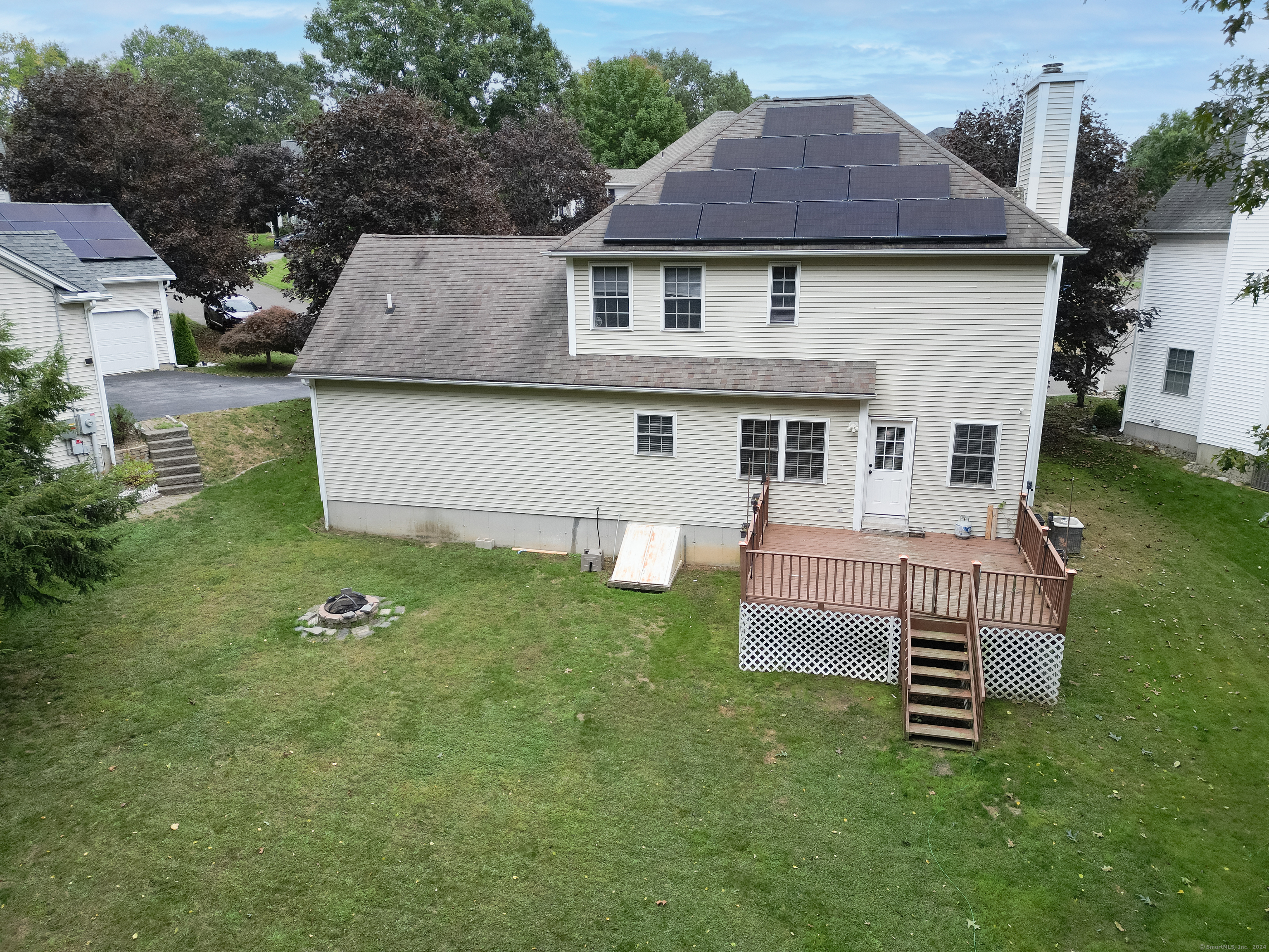 Property Photo:  56 Highwood Circle 56  CT 06415 