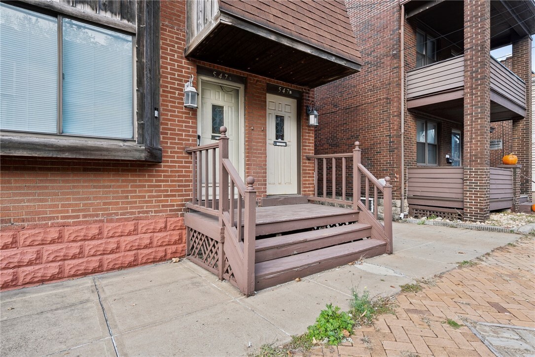 Property Photo:  547 W 7th Avenue Unit B  PA 15120 