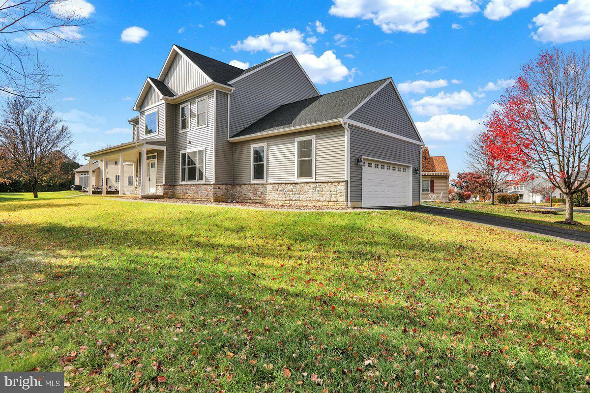 Property Photo:  446 Wagonwheel Road  PA 17543 