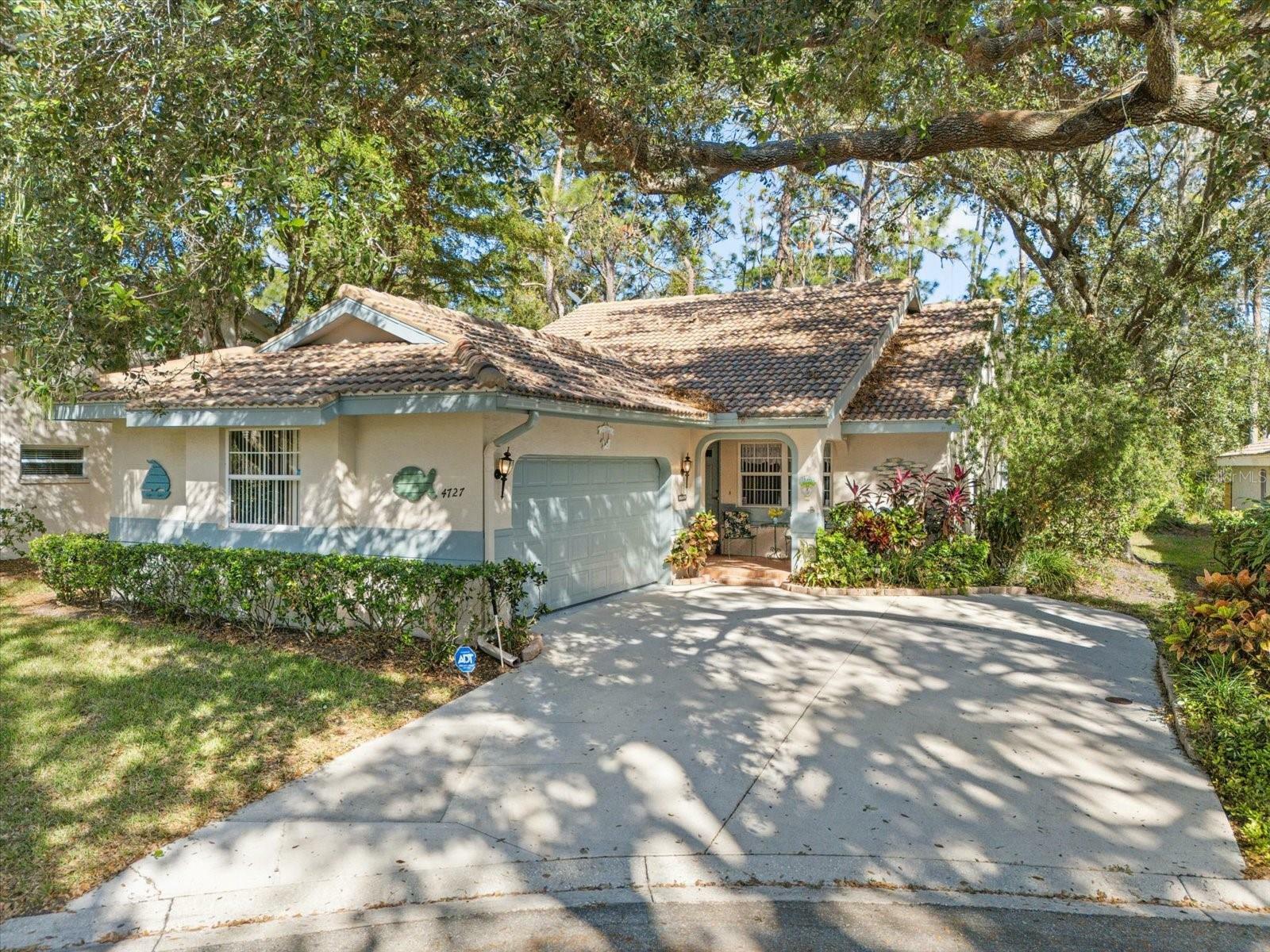 Property Photo:  4727 Tivoli Avenue  FL 34235 