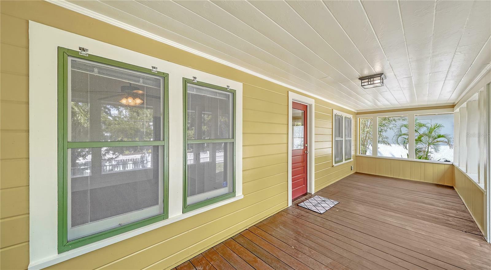 Property Photo: 1920 Laurel Street FL 34236