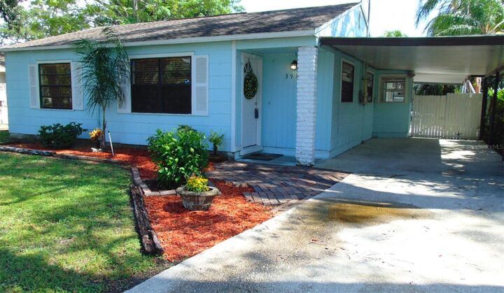 Property Photo: 3918 W Fig Street FL 33609