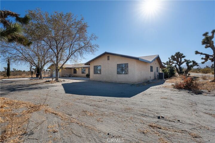 Property Photo:  2621 Tokay Road  CA 92371 