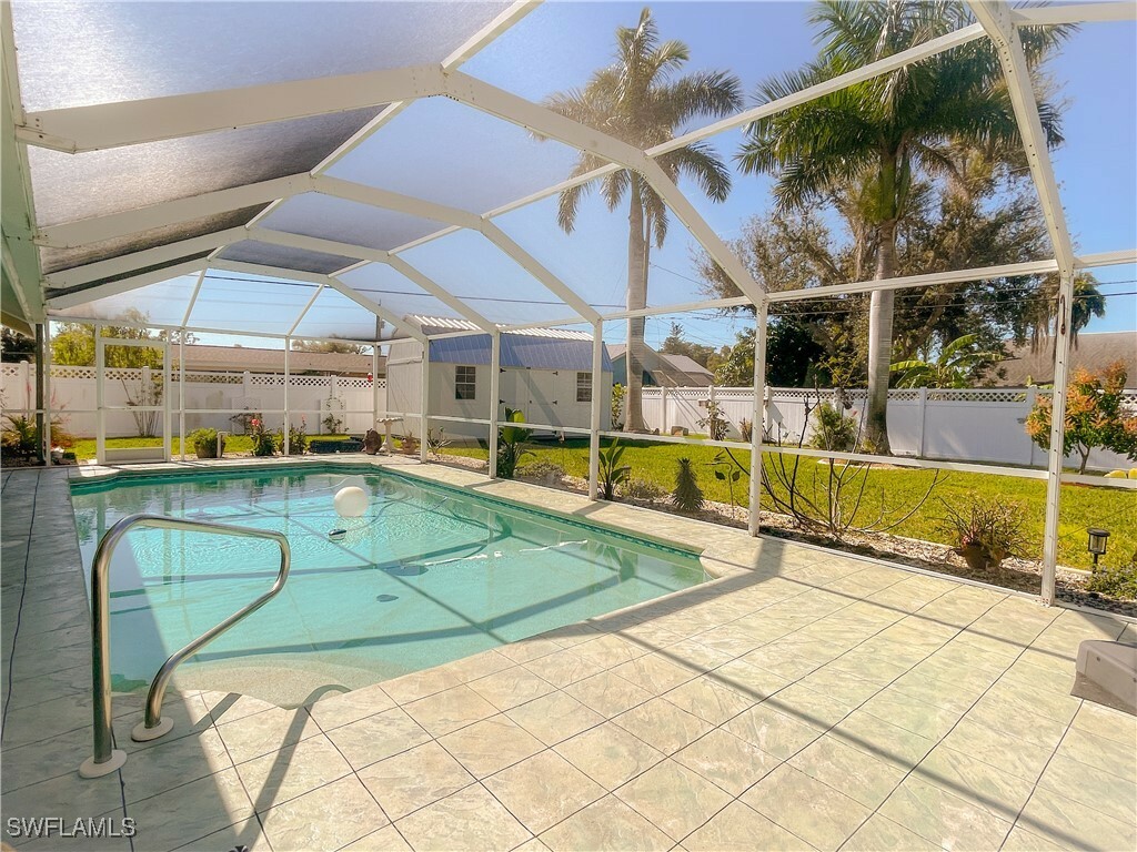 Property Photo:  4436 SE 11th Place  FL 33904 