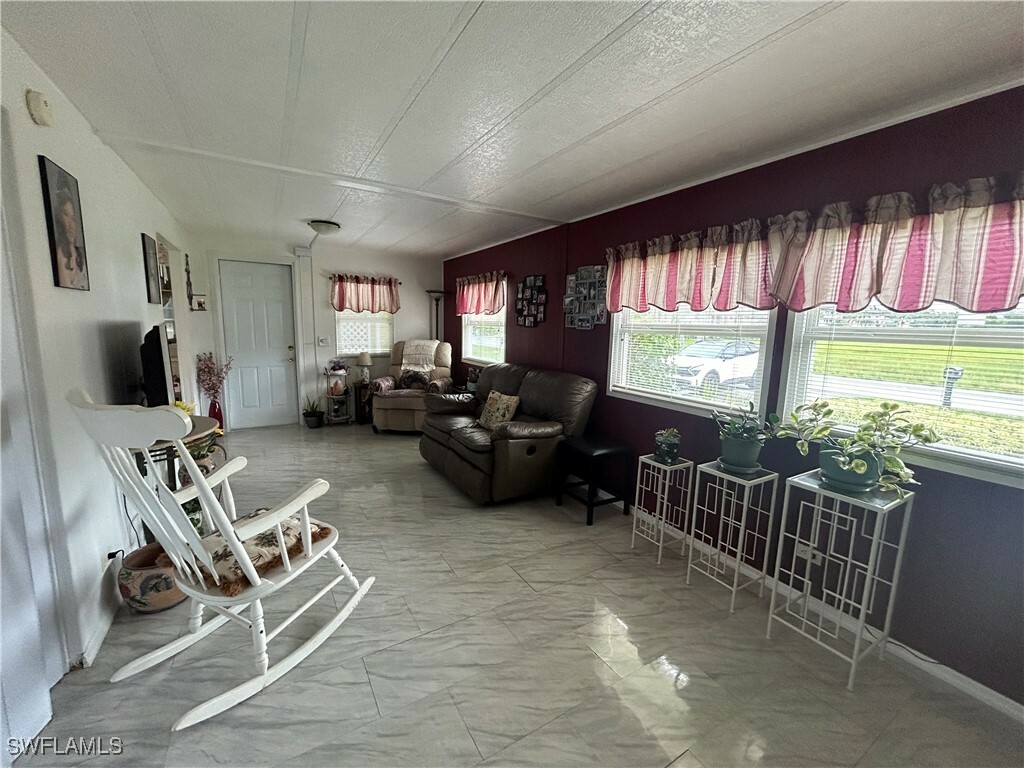 Property Photo:  857 Manatee Road  FL 34114 