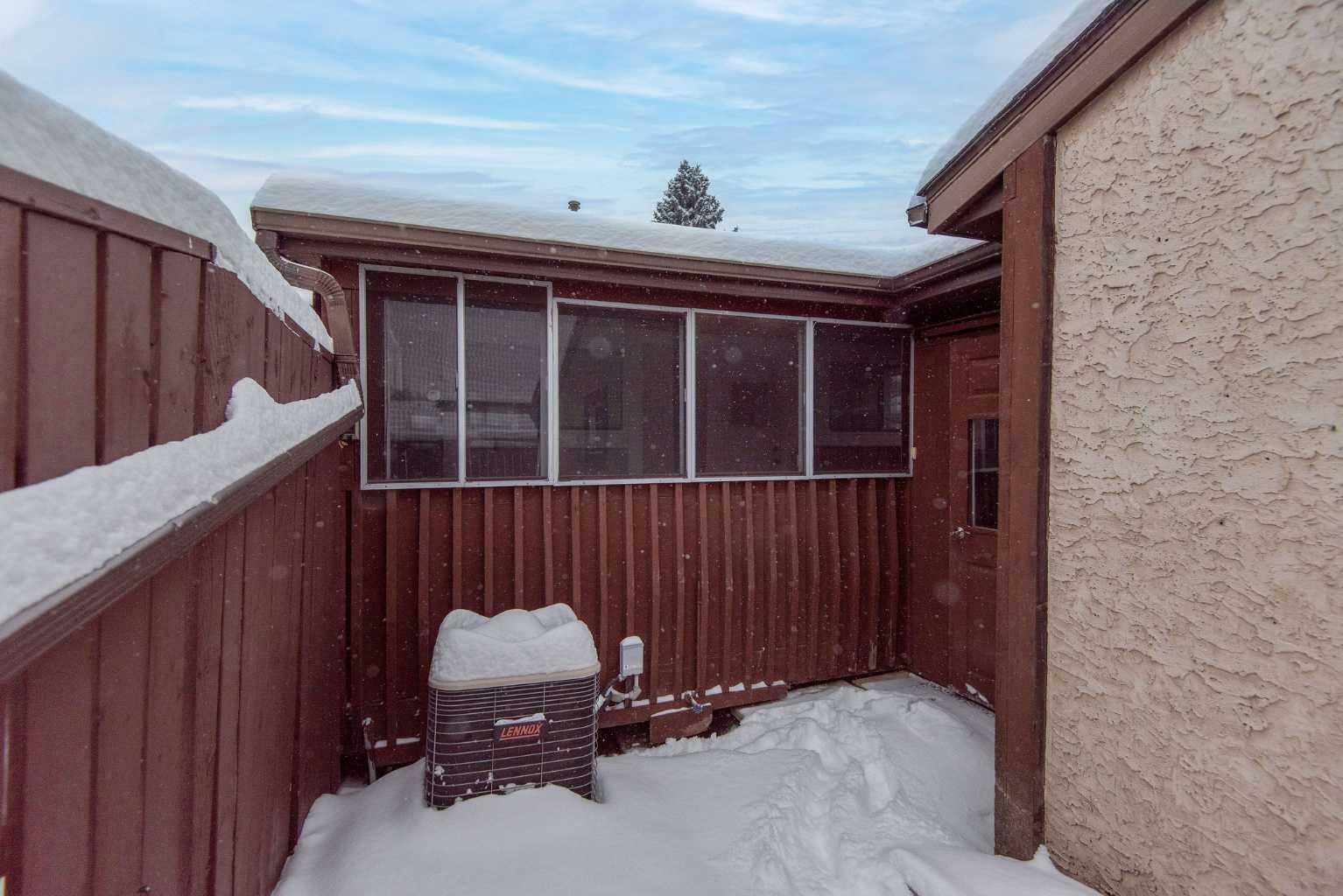 Property Photo:  4307 46A Avenue  AB T4N 6T7 