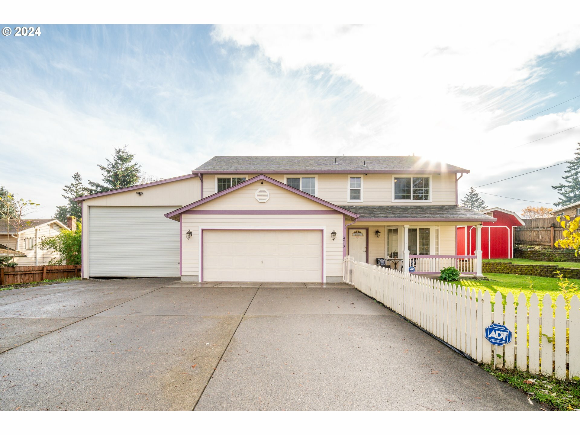 Property Photo:  2415 NE 59th St  WA 98663 