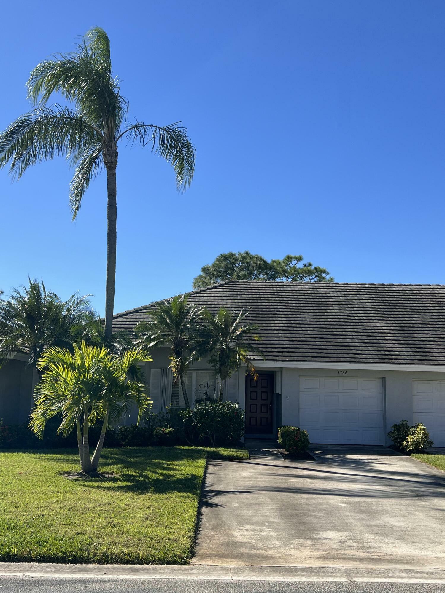 Property Photo:  2786 SW Westlake Circle  FL 34990 