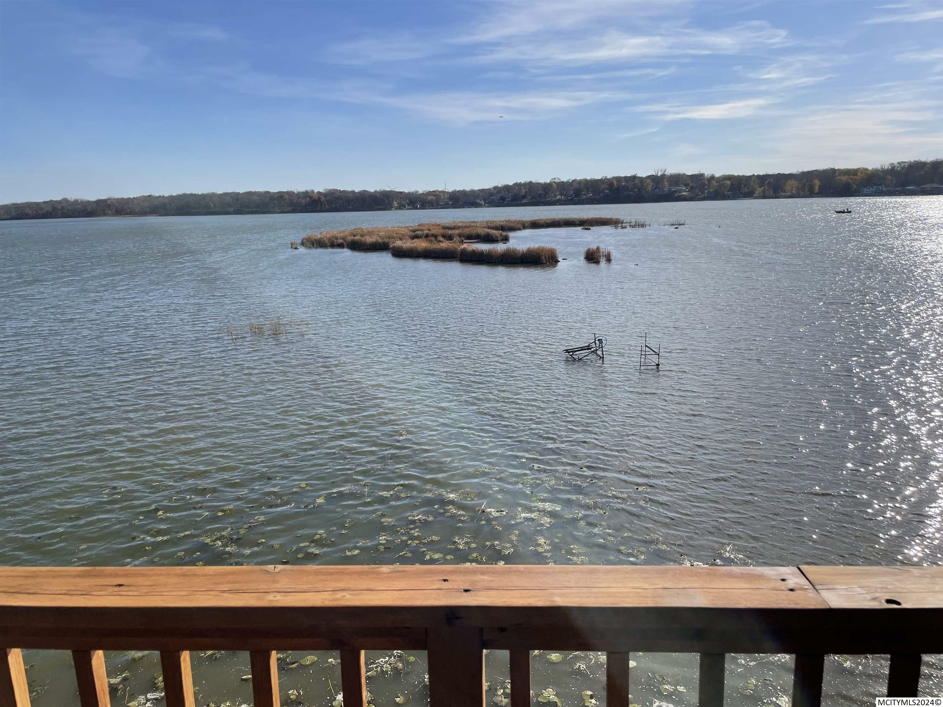 Property Photo:  414 E Lake St #3  IA 50482 