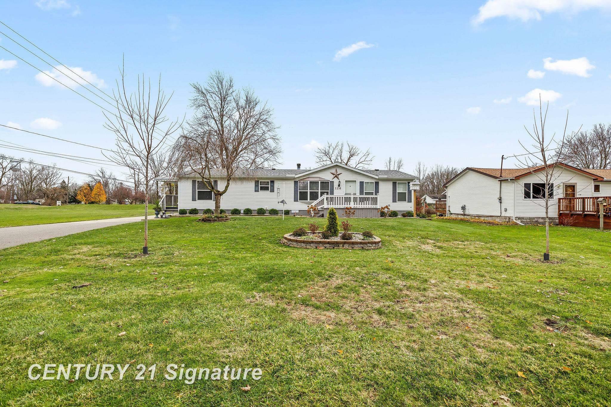 Property Photo:  126 E Maple Street  MI 48655 