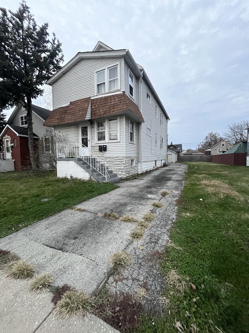 Property Photo:  332 153rd Place  IL 60409 