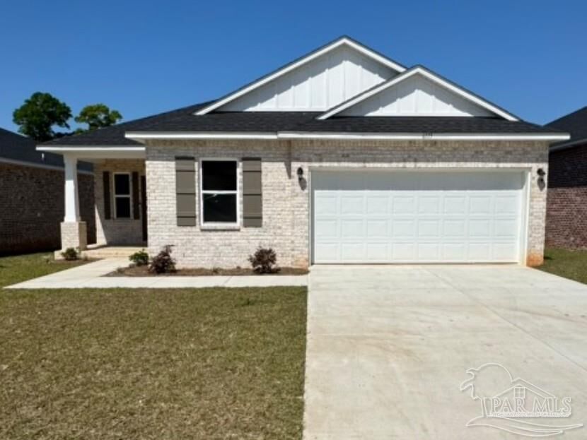 Property Photo: 6113 Bellview Pointe Ln FL 32526