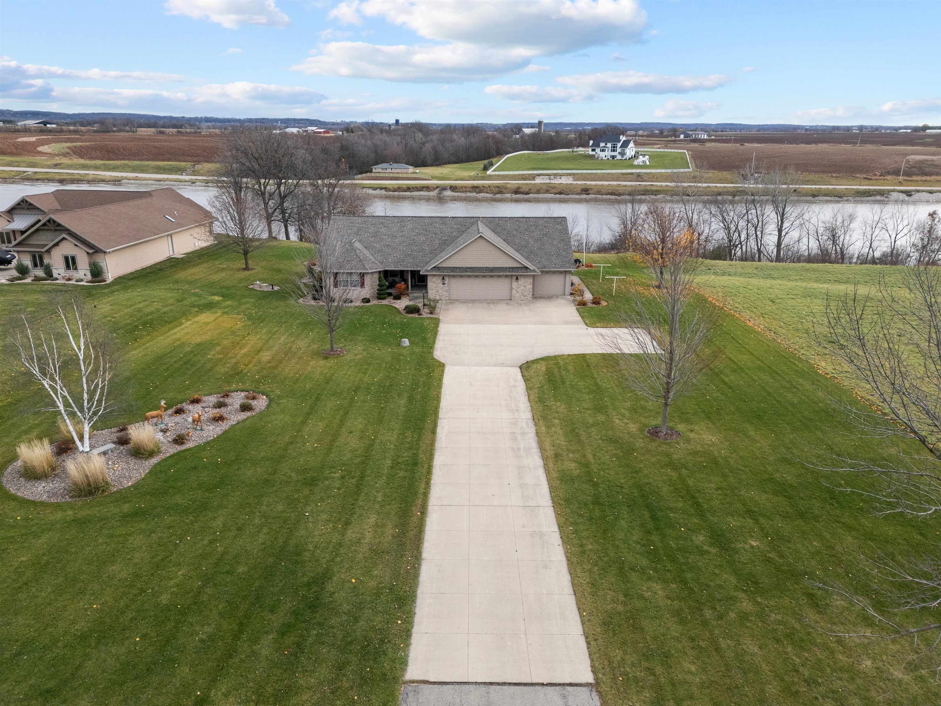 Property Photo:  4207 Lost Dauphin Road  WI 54115 