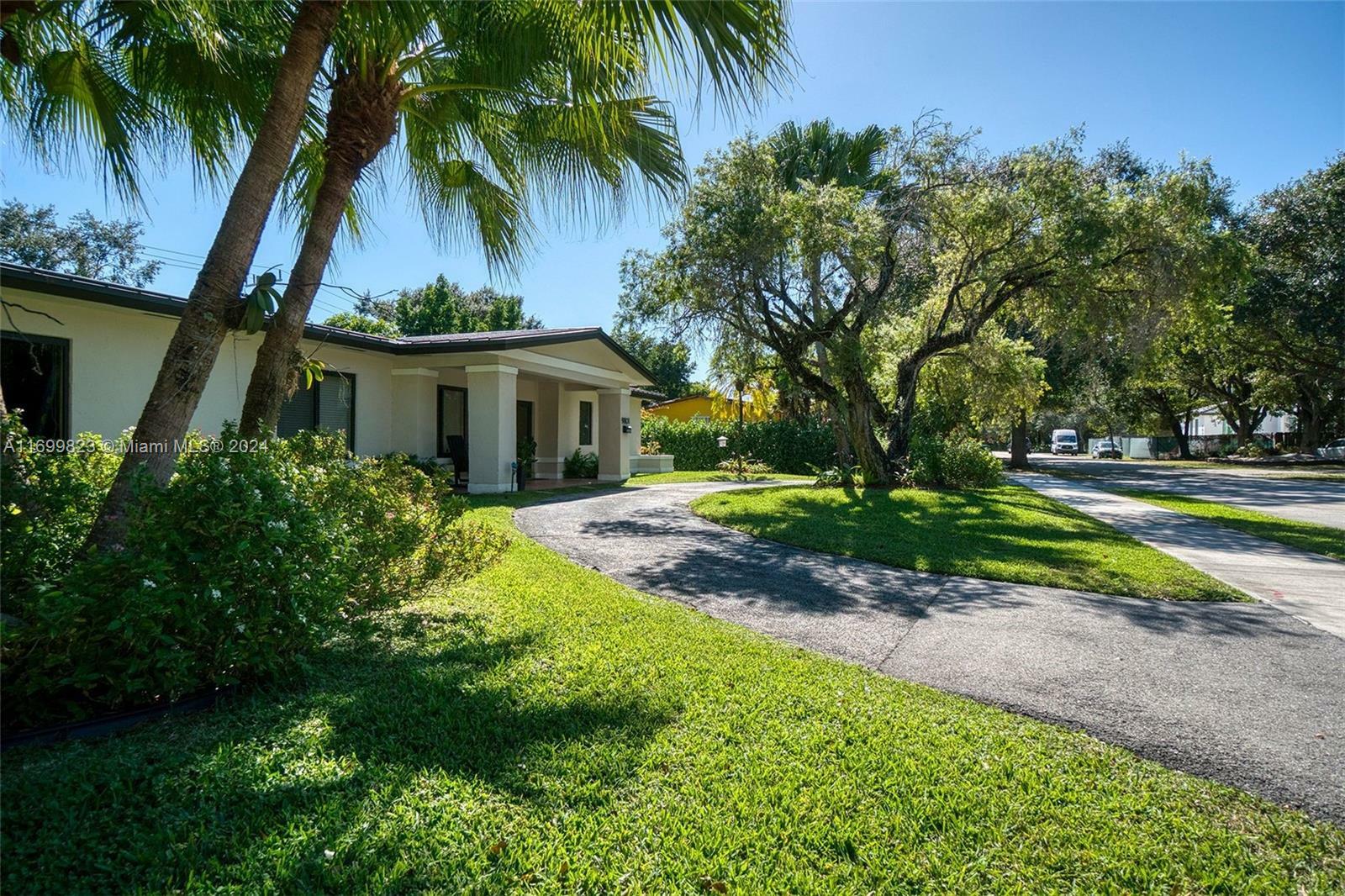 Property Photo:  9801 SW 73rd Ct  FL 33156 