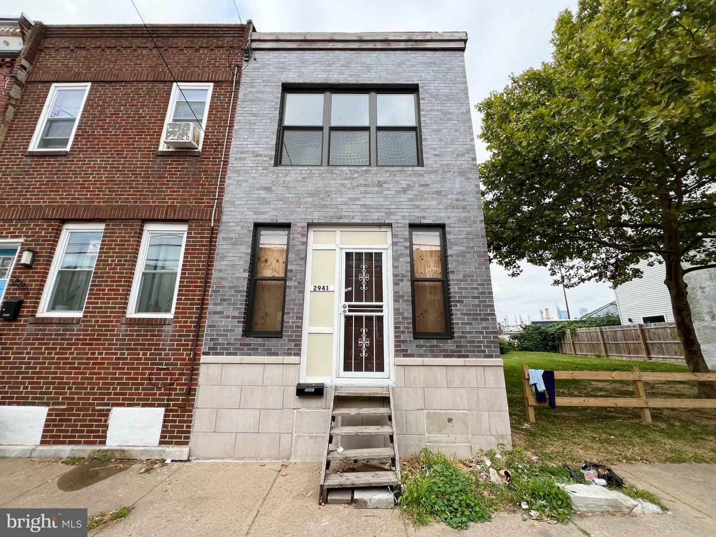 Property Photo:  2941 Wharton Street  PA 19146 