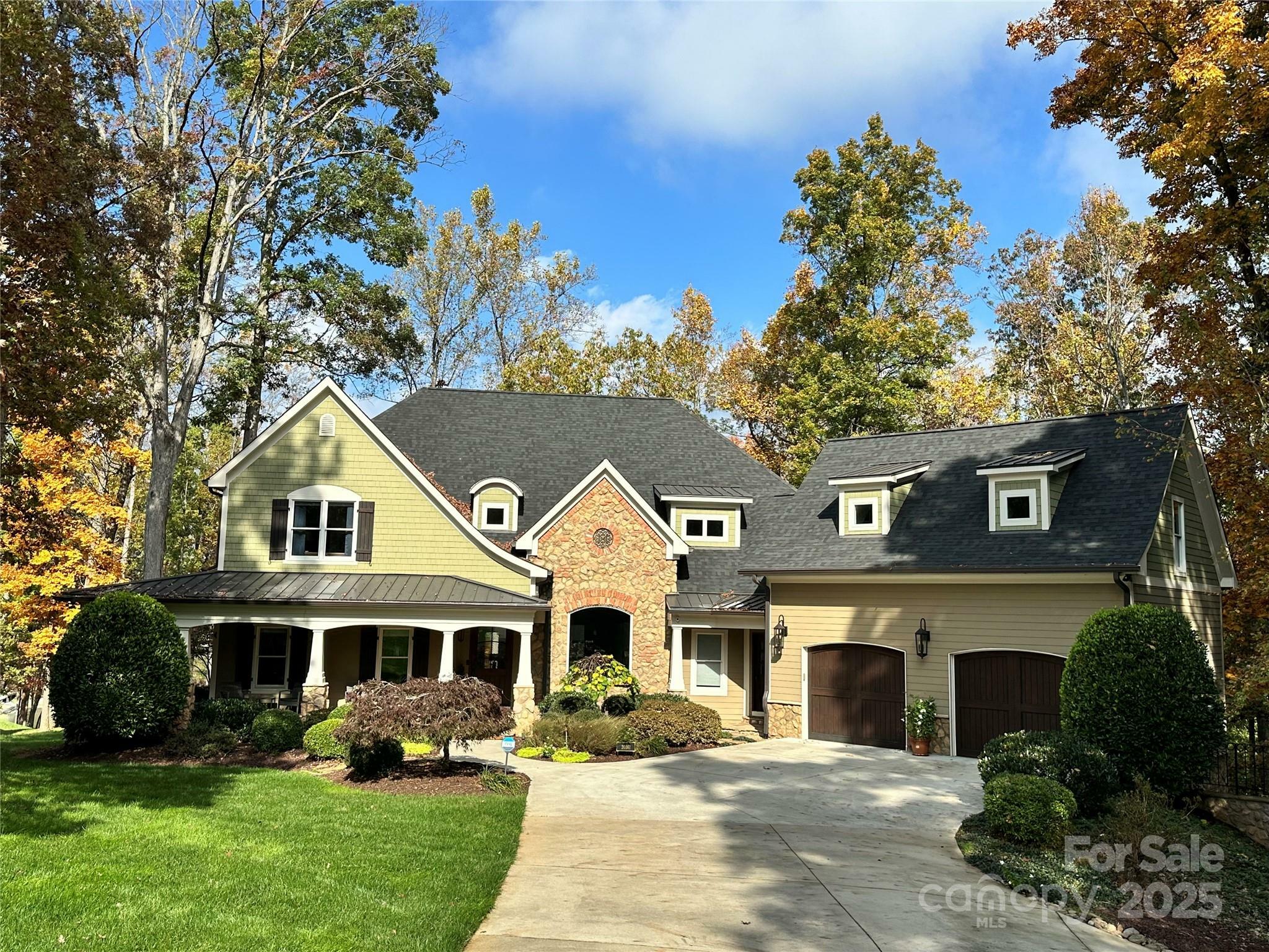 Property Photo: 20361 Enclave Oaks Court NC 28031