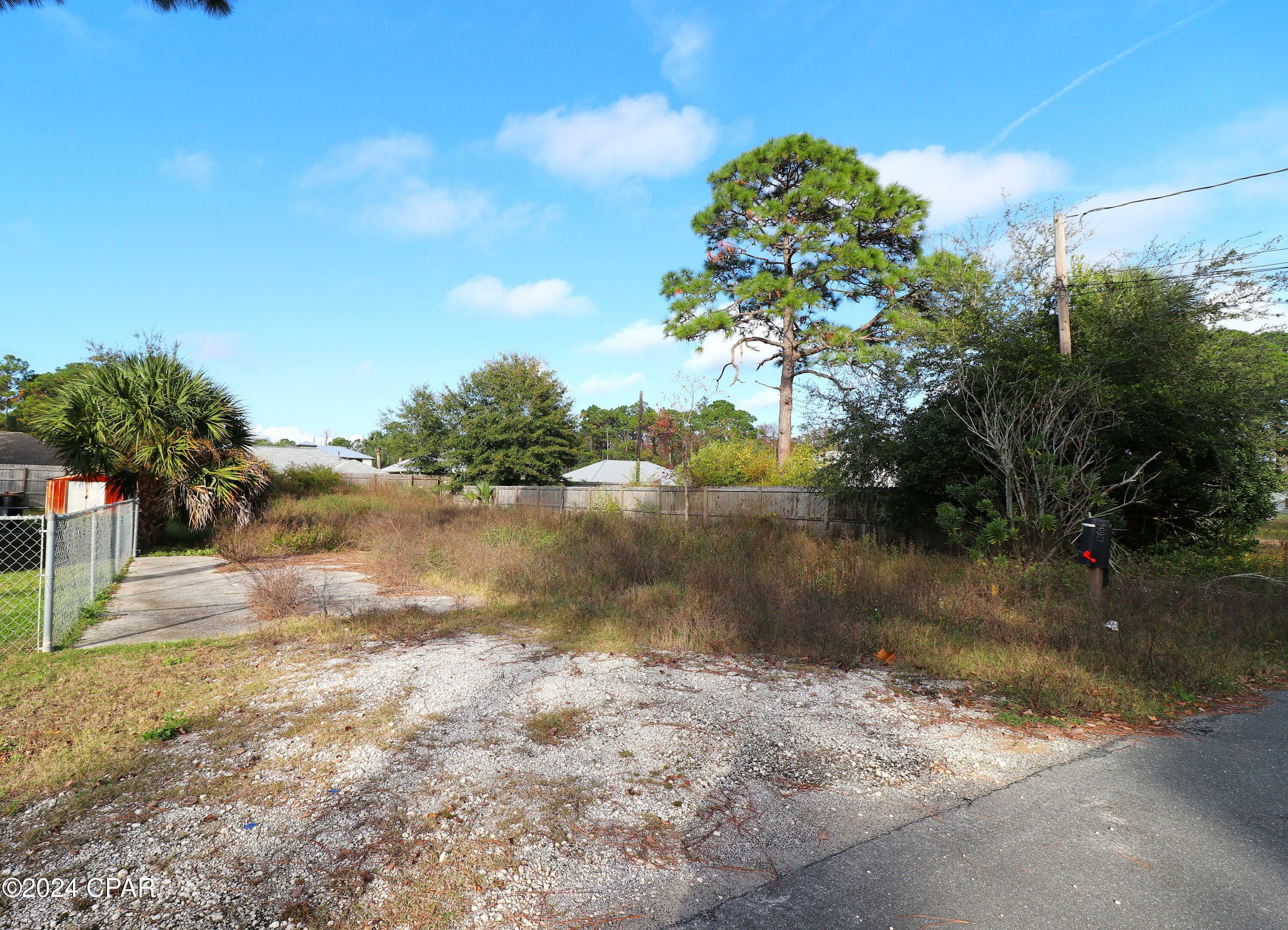 Property Photo:  12604 Erin Lea Lane  FL 32407 